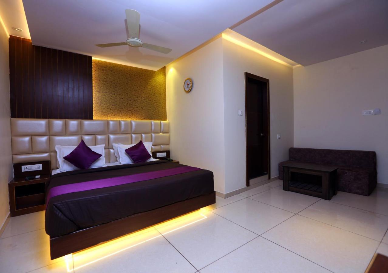 Hotel Hindustan Residency Thane Esterno foto