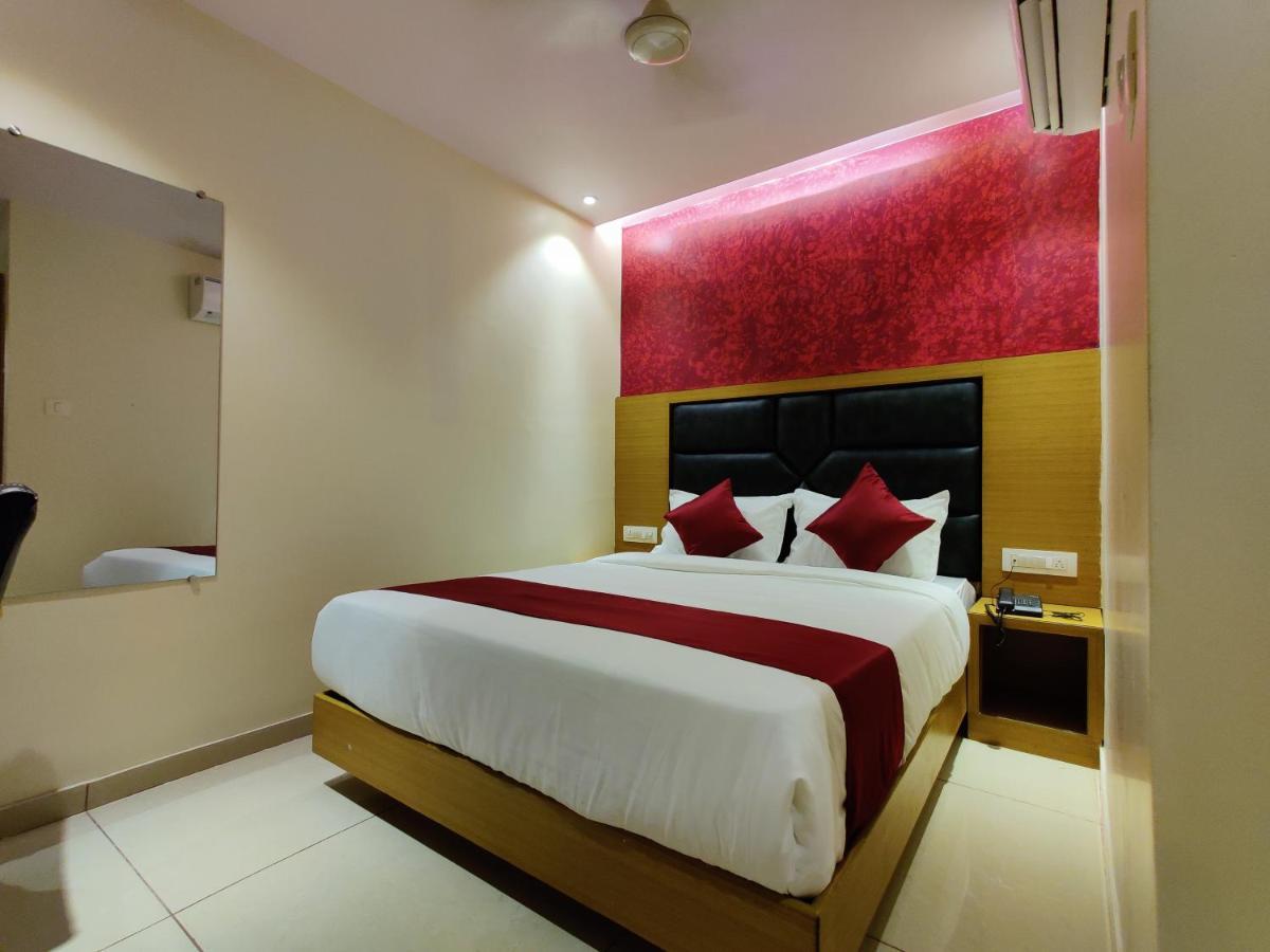 Hotel Hindustan Residency Thane Esterno foto