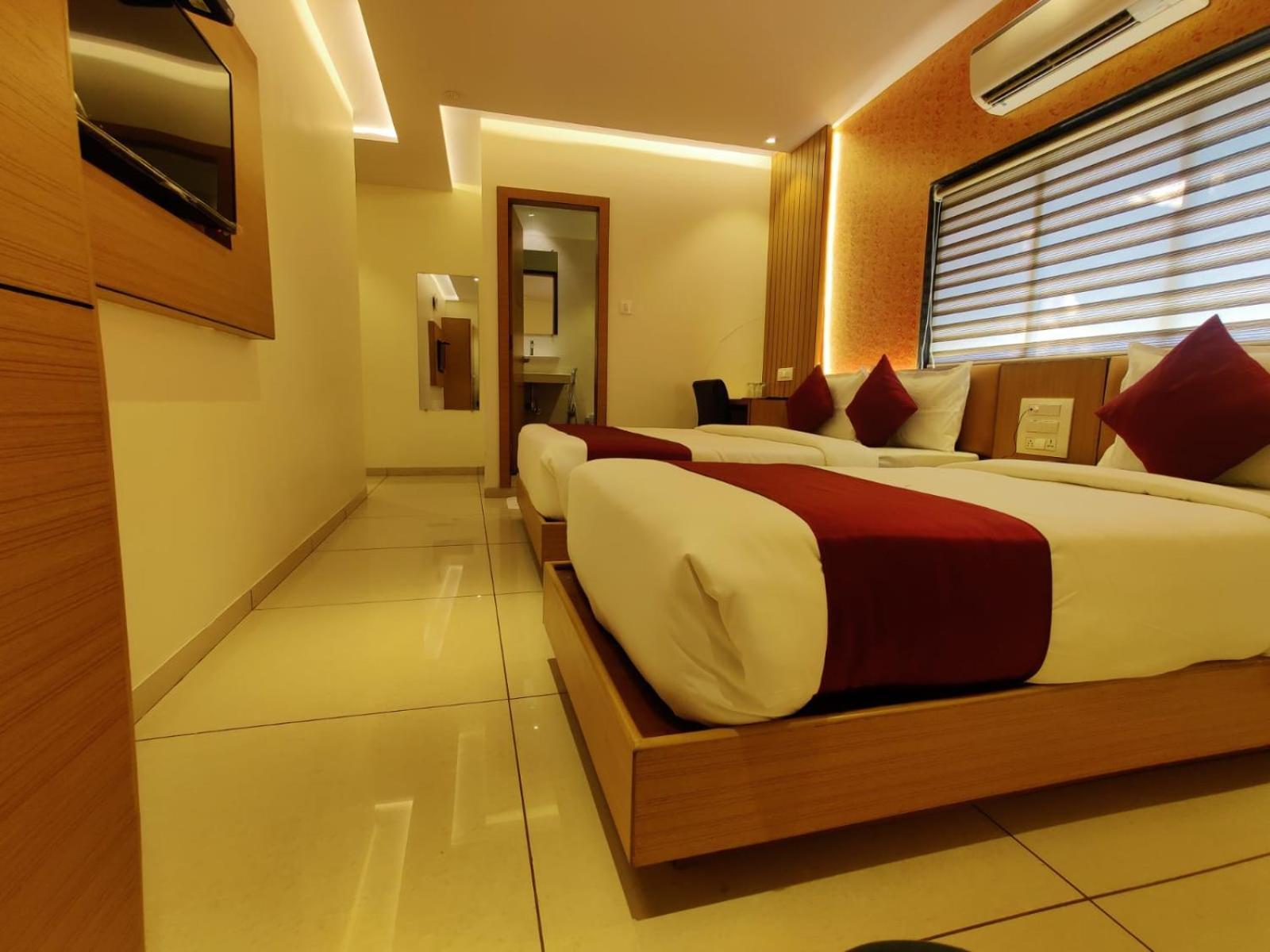 Hotel Hindustan Residency Thane Esterno foto